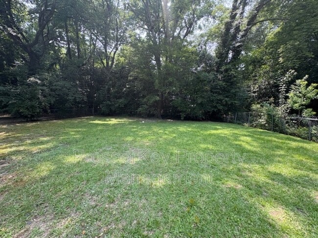 Building Photo - 861 Wright Dr