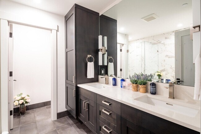 Building Photo - 66 Mountain Loop Rd