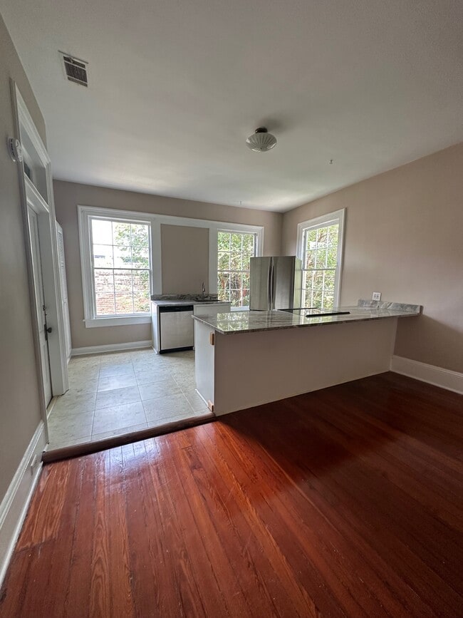 Building Photo - 212 E Gaston St