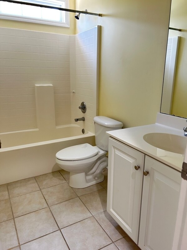 Building Photo - 35 Brightmore Dr