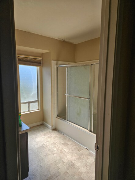 Building Photo - 3952 Clear Acre Ln