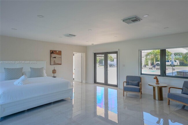 Building Photo - 13355 SW 207th Ave