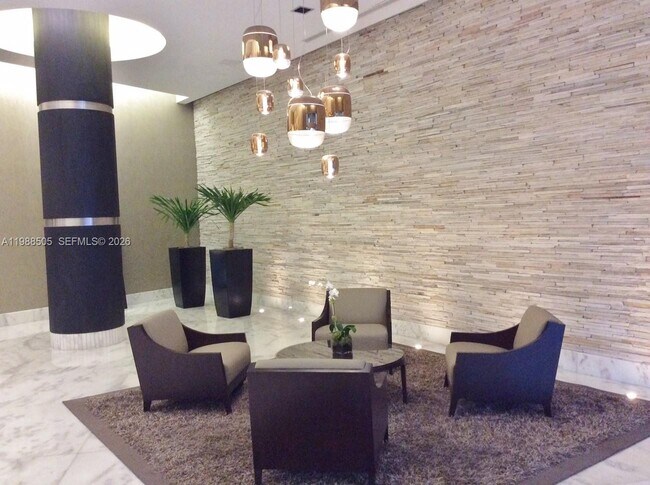 Building Photo - 1250 S Miami Ave