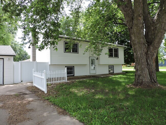 Primary Photo - 3 bedroom, 2 bath house in Jesup
