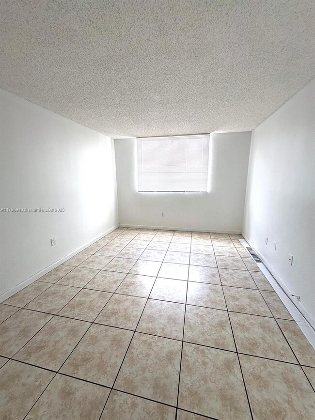 Building Photo - 8261 NW 8th St