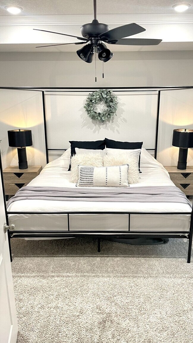 Building Photo - 2064 Constitution Dr