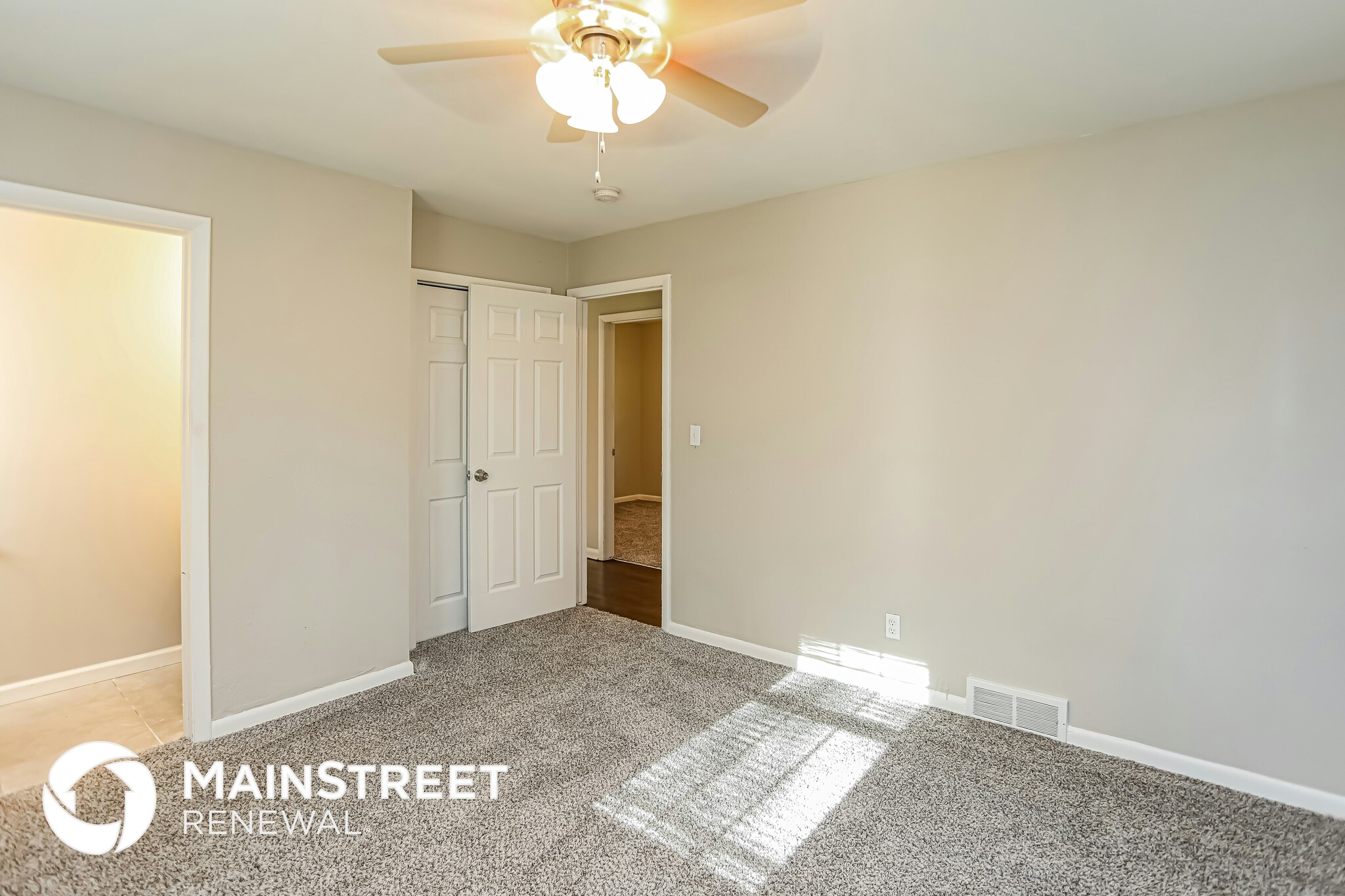 Building Photo - 7308 Maywood Ave