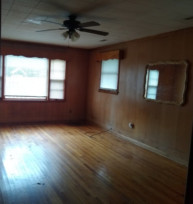 Building Photo - 28857 Galloway St