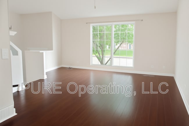Building Photo - 14430 S 35th St