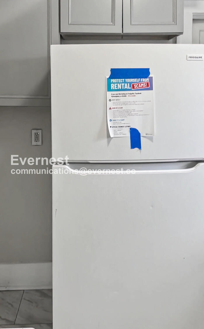 Building Photo - 1093 Georgia Ave