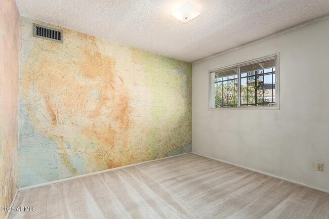 Building Photo - 650 E Malibu Dr