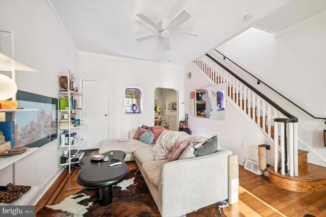 Building Photo - 1820 N Mascher St