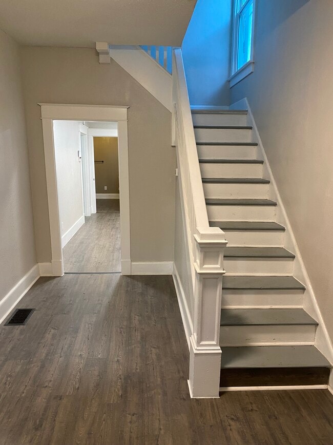 Front - 1921 18th St