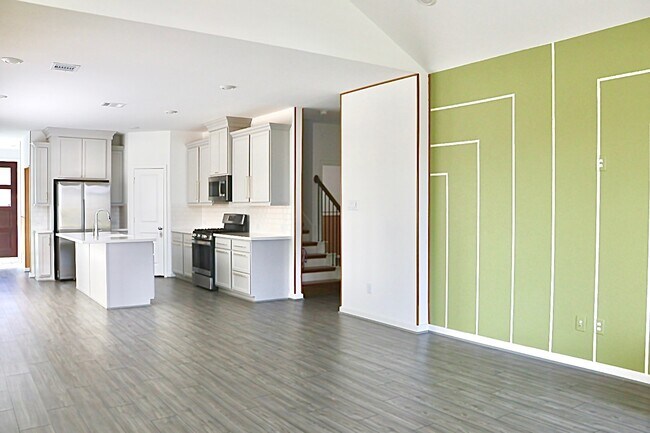 Building Photo - 17631 Carnation Gln Dr
