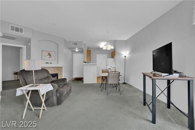 Building Photo - 7123 S Durango Dr