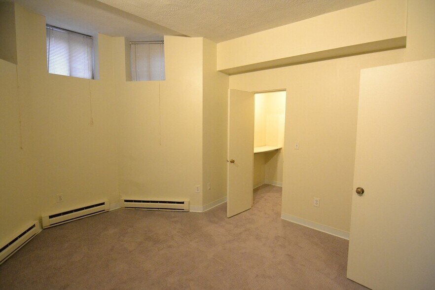 Building Photo - 56 Saint Germain St