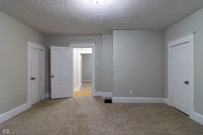 Building Photo - 4014 Cornelius Ave