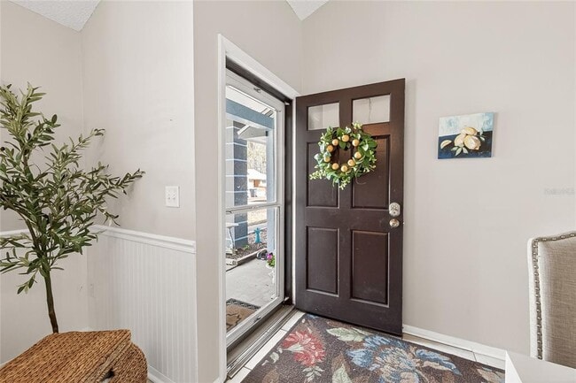 Building Photo - 3242 Laurel Dale Dr