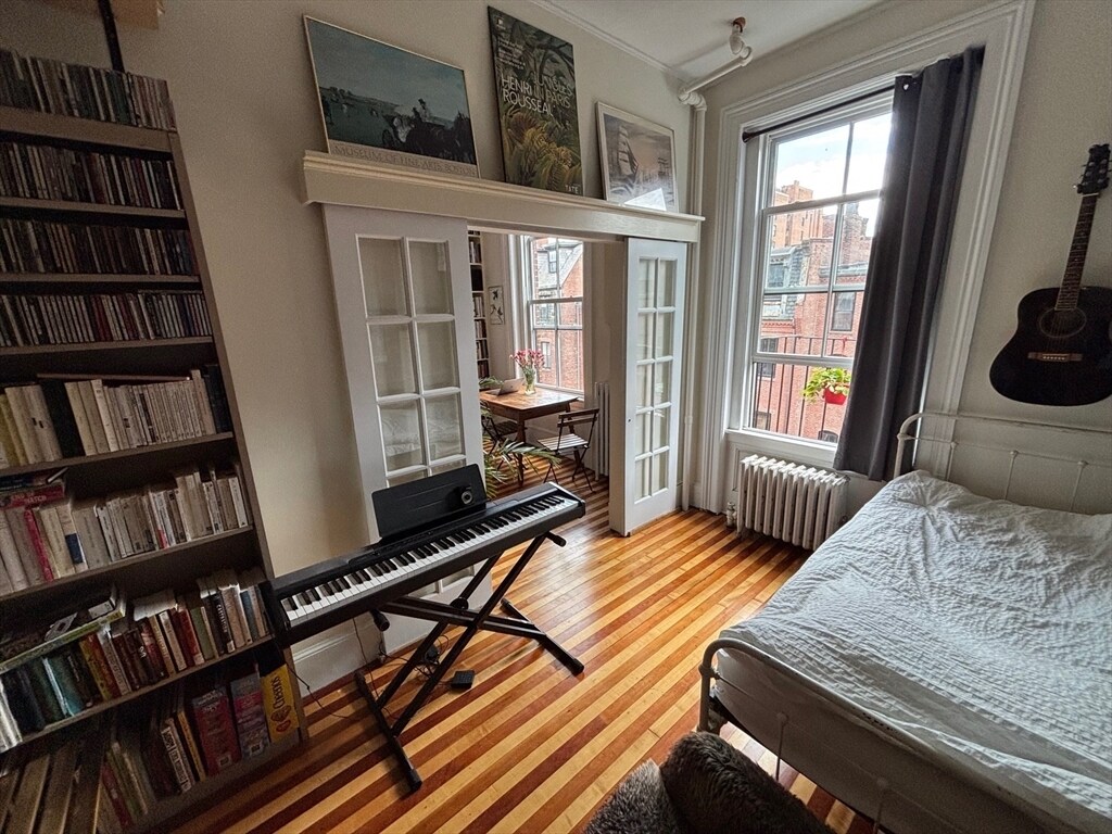 Building Photo - 167 Beacon St