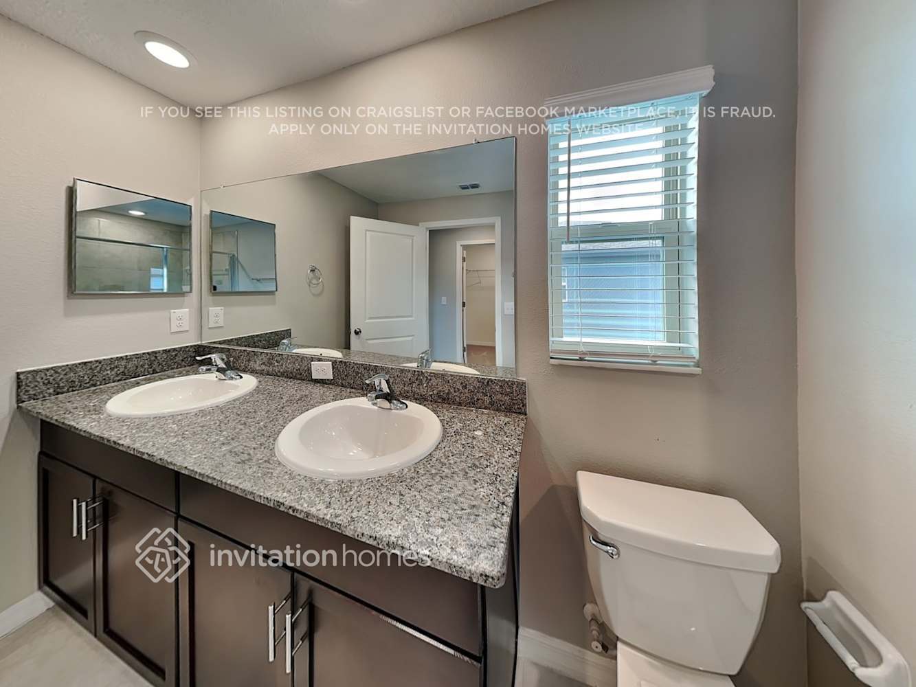 Building Photo - 8476 Druid Oaks Ln