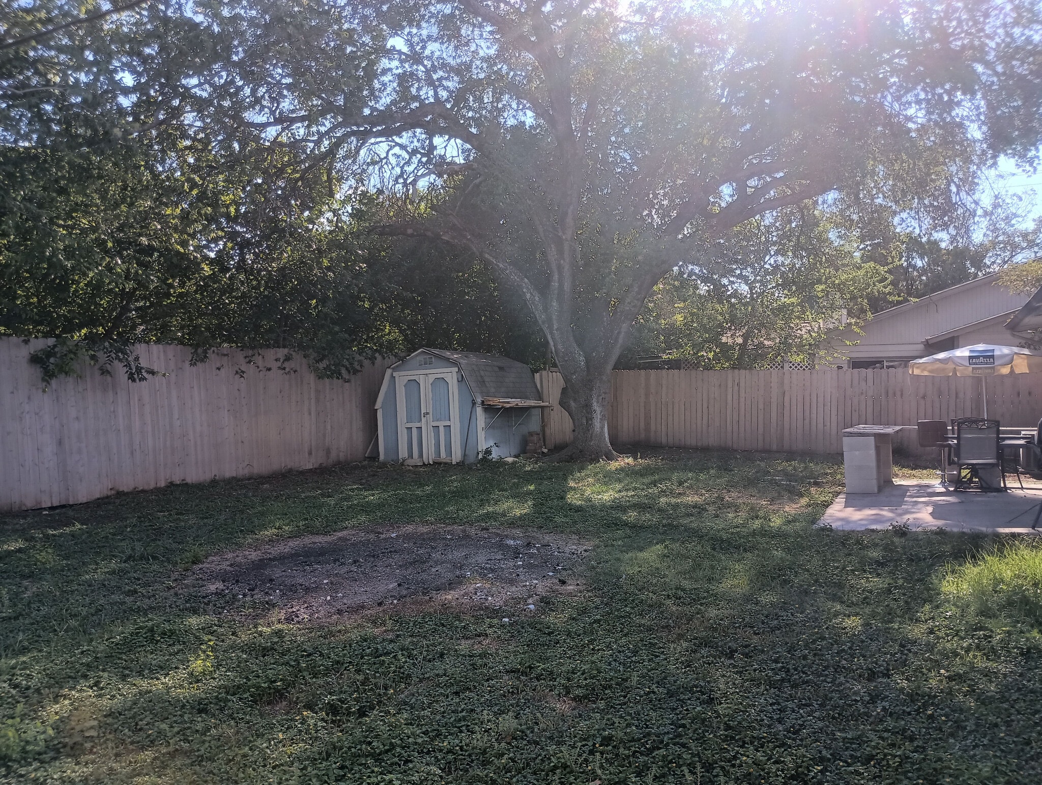 Building Photo - Room in Single Family Home on Brettonwood Dr