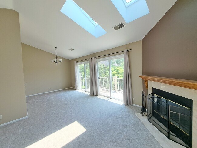 Building Photo - 106 Stirling Ln