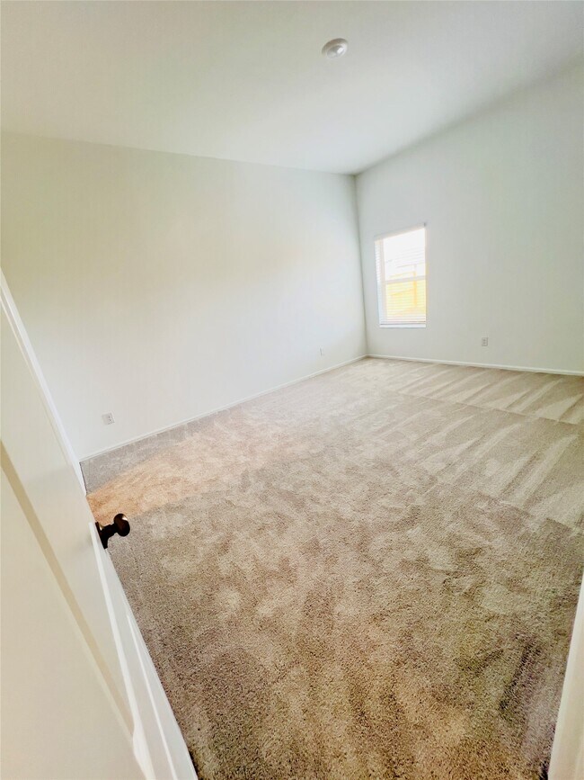 Building Photo - 27142 River Birch Ridge Dr