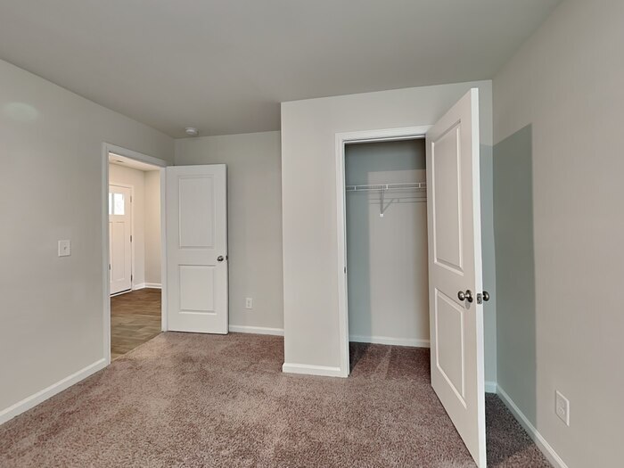 Building Photo - 36 Blue Fescue Way