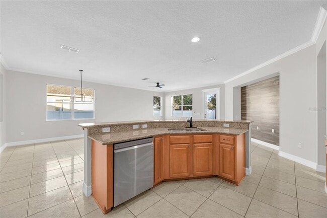 Building Photo - 10354 Stratford Pointe Ave