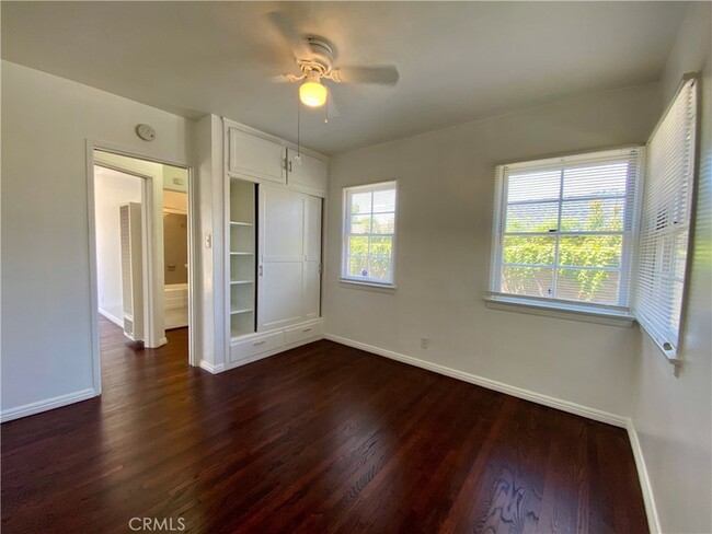 Building Photo - 3718 Gundry Ave