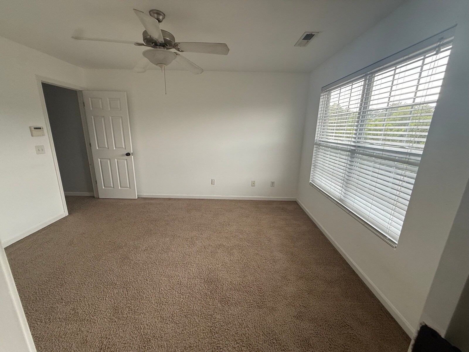 Building Photo - 9084 Haileys Pond Dr