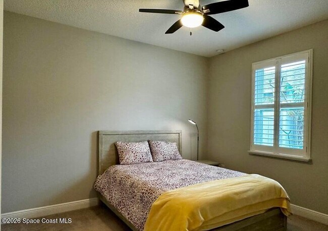 Building Photo - 5250 Hebron Dr