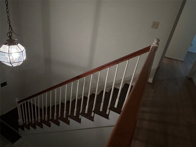 Building Photo - 3106 Rimrock Dr