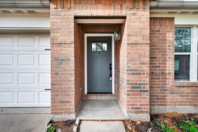 Building Photo - 20610 Moonrise River Ln