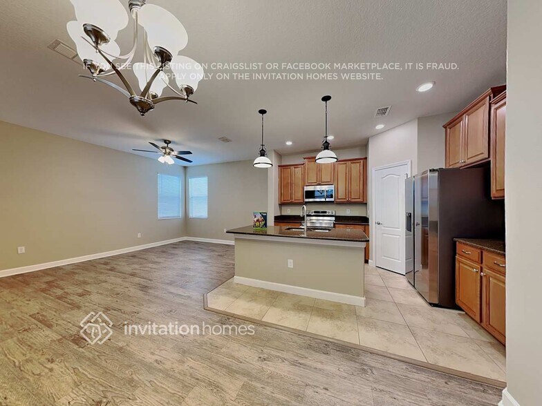 Building Photo - 7461 Ella Ln