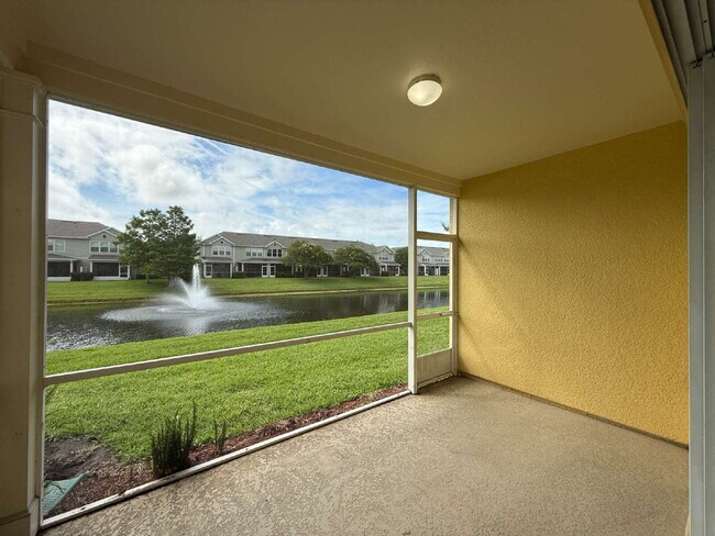 Building Photo - "Stunning Water View Townhouse for Rent in...