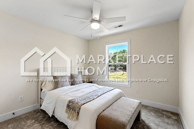 Building Photo - 115 Taverly Dr
