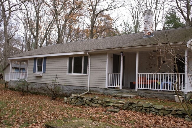 Building Photo - 139 Grove St