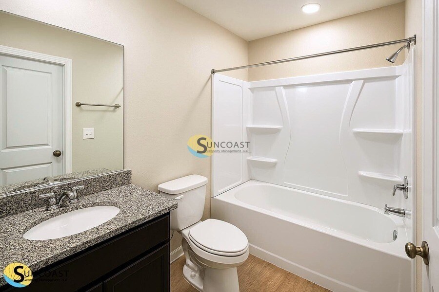 Building Photo - 6461 Sweetbay Ln