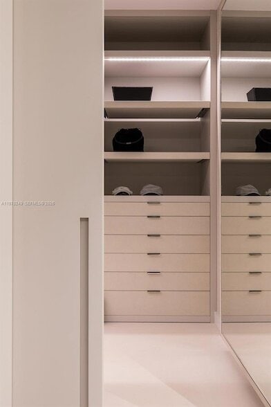 Building Photo - 10201 Collins Ave