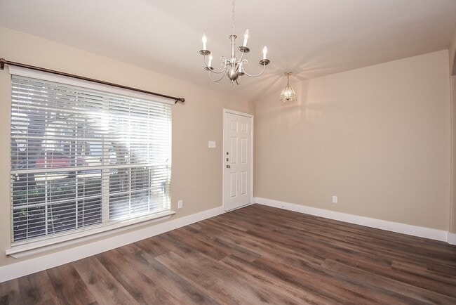 Building Photo - 20922 Barbons Heath Ct