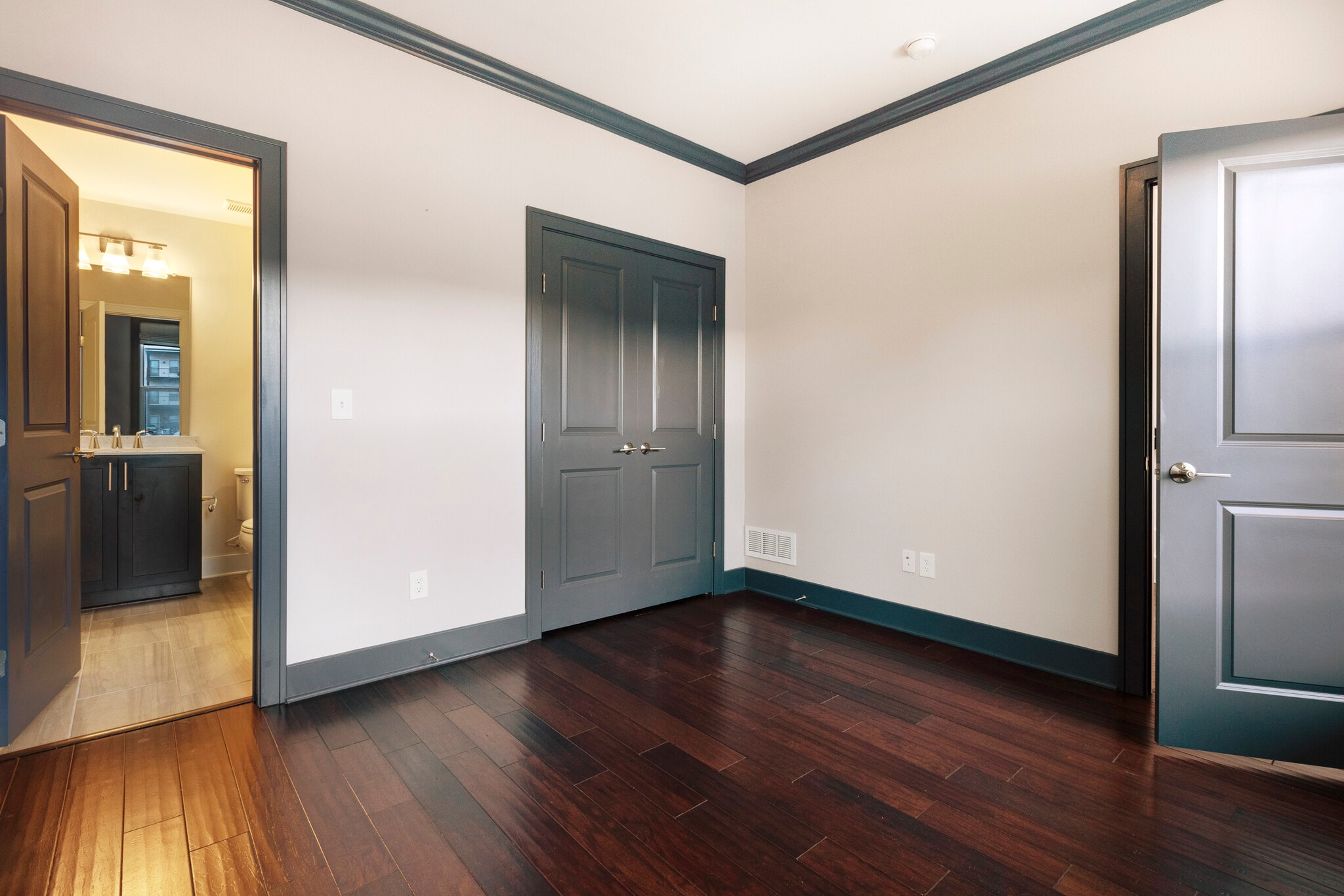 3rd bedroom / office - 764 N 6th St