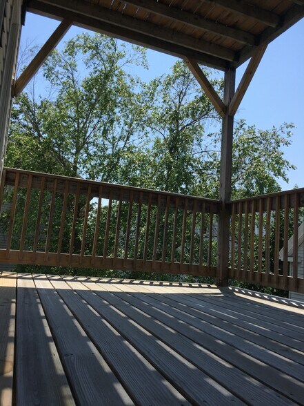 Building Photo - 26 North St