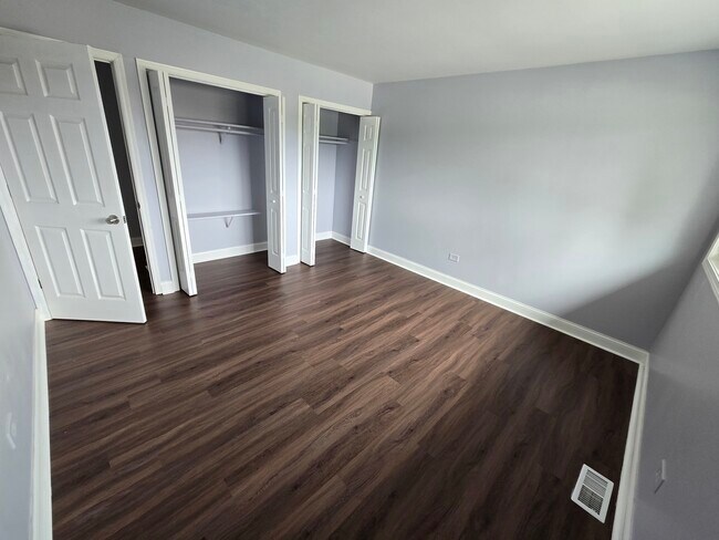 Building Photo - 15542 Sierra Dr