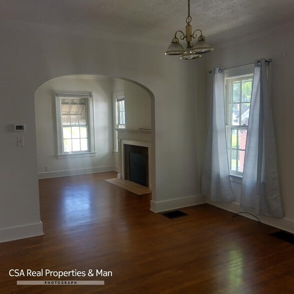 Building Photo - 1691 Beecher St SW