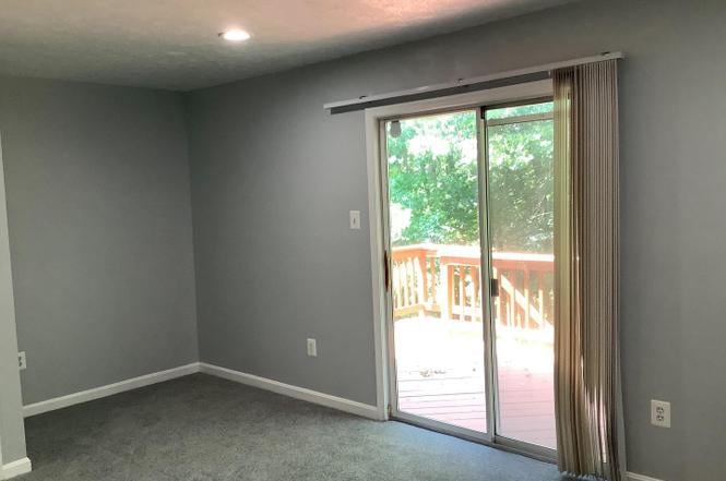 Building Photo - 659 Realm Ct W