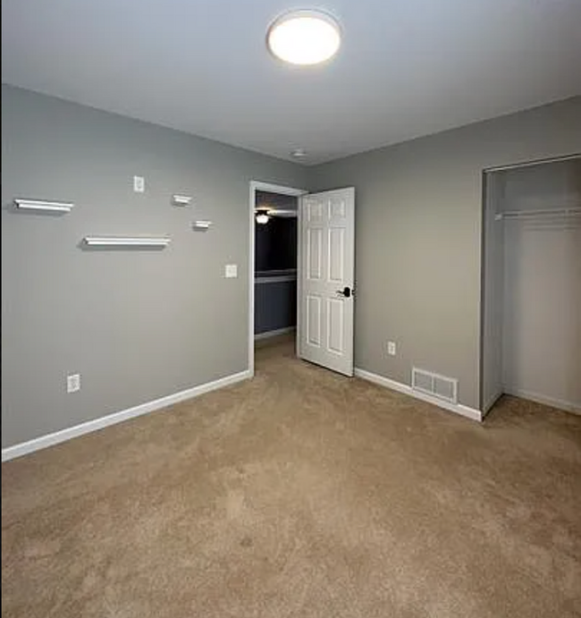 Building Photo - 119 Owls Nest Way