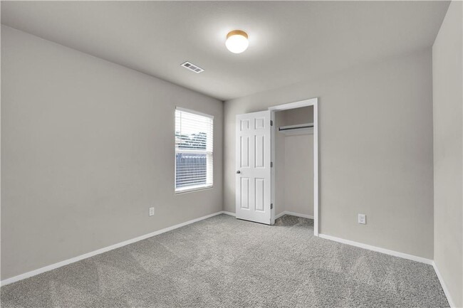 Building Photo - 1731 Hermitage Dr