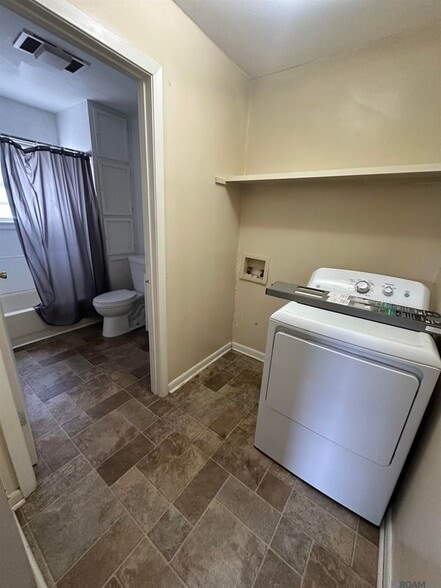 Building Photo - 334 Maryland Ave