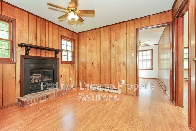 Building Photo - 114 Myers Dr